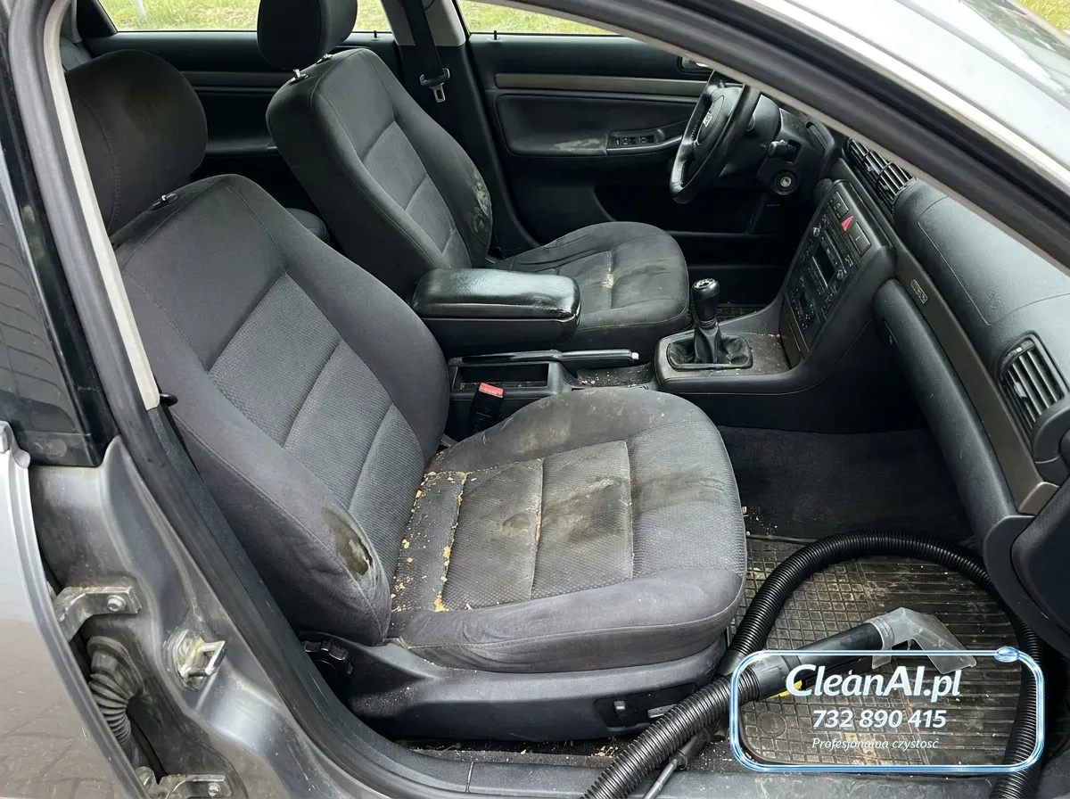 Wnętrze auta — przed